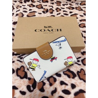 COACH wallet  4899 กระเป๋าสตางค์ใบสั้น กระเป๋าผู้หญิง กระเป๋าสตางค์พับ  woman zip purse card wallet