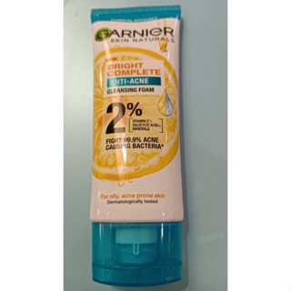 GARNIER Bright Complete Anti-Acne การ์นิเย่ โฟมทำความสะอาดผิวหน้า  100 มล.