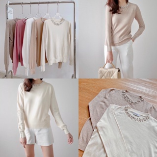 เพียง 490.- sparkle knit top เสื้อ knit ทอนุ่มนิ่มใจละลายไปเลย ผ้าไม่บางไม่โป๊ ช่วงคอประดับมุก สายคุณหนู