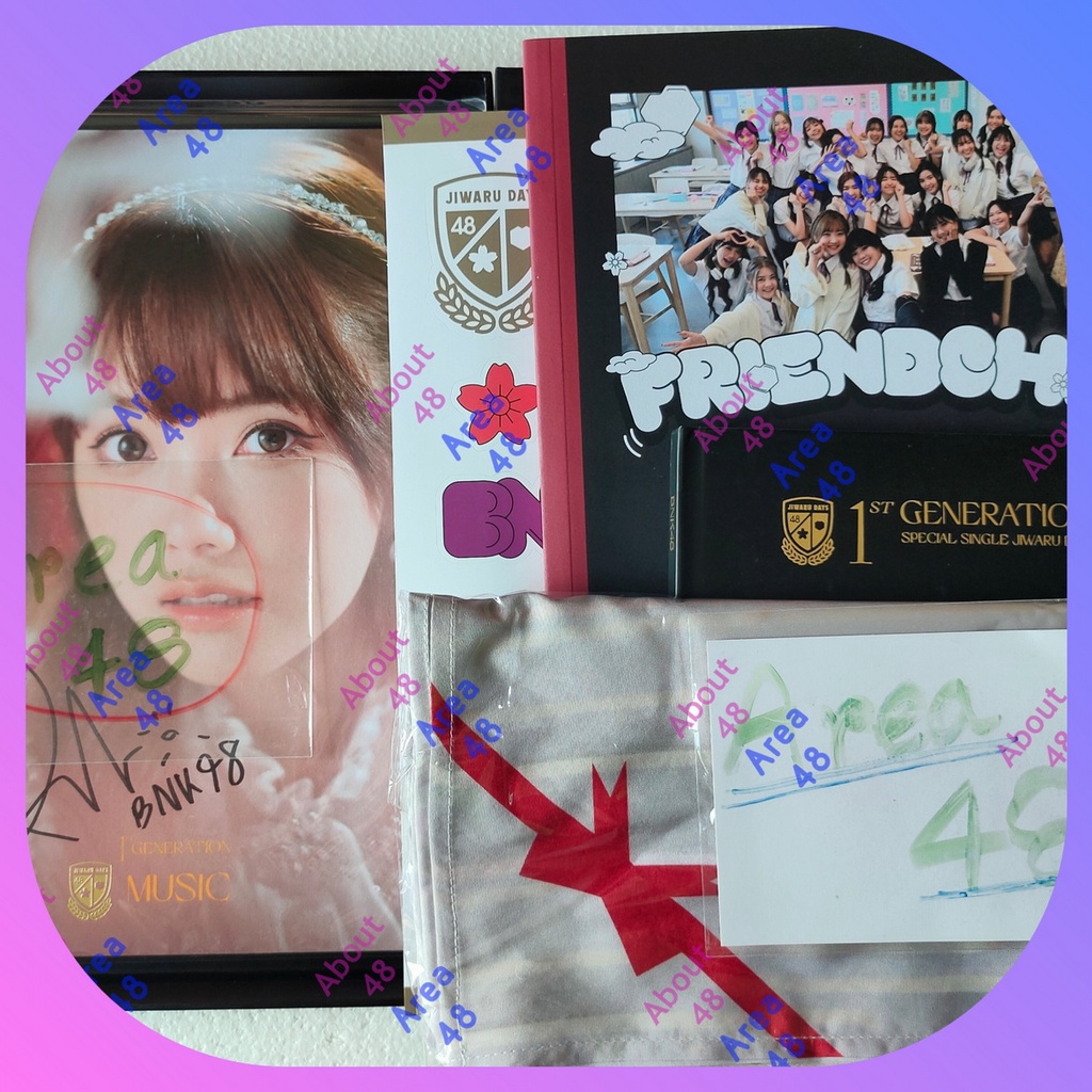 [ Limited ] Memorial Box ลายเซ็นจริง มิวสิค BNK48 หนังสือ Friendship Photobook Music Bnk รุ่น1 Jiwaru DAYS ไม่มีรูป