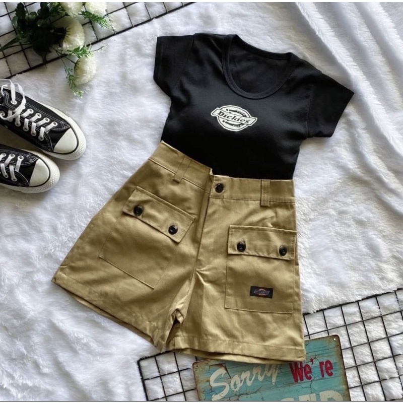 ชุดเซ็ทเสื้อครอปวินเทจขาสั้น