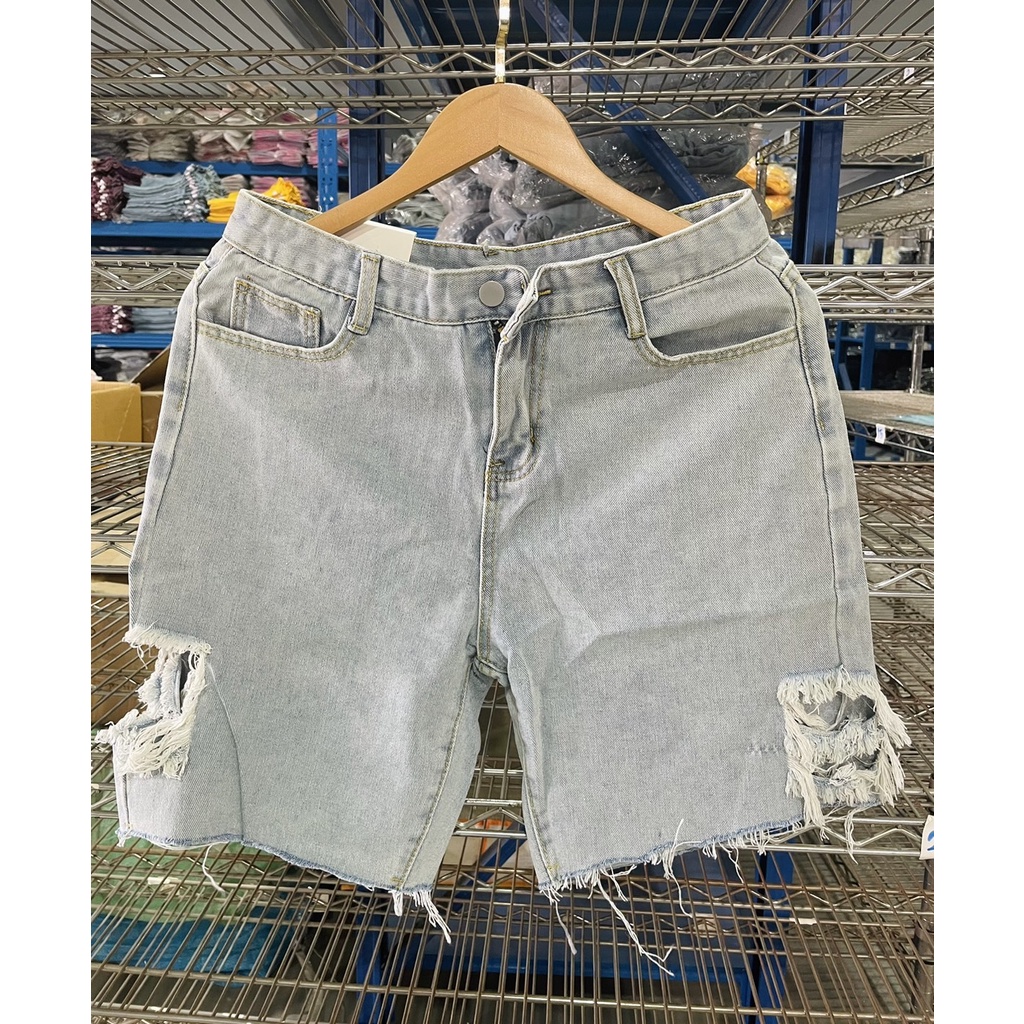 👖⚡MKL ⚡👖 กางเกงยีนส์ขาสั้น  แต่งขาดด้านข้าง ปลายรุ่ย  ยีนส์อ่อน 🚚🚚#7005