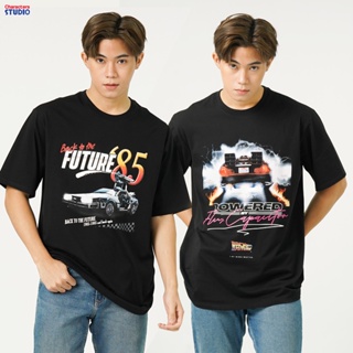 Universal Studios Men Back To The Future T-Shirt(ทรง Relax) - เสื้อยืดผู้ชายยูนิเวอร์แซล  สตูดิโอ สินค้าลิขสิทธ์แท้100%