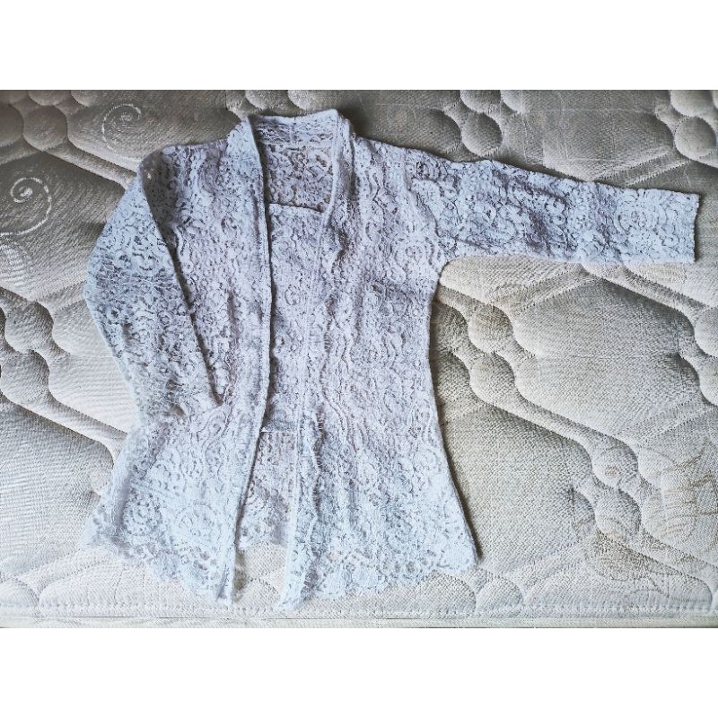 NET NO NEGOTIABLE!!! Preloved Childrens Kebaya 7y