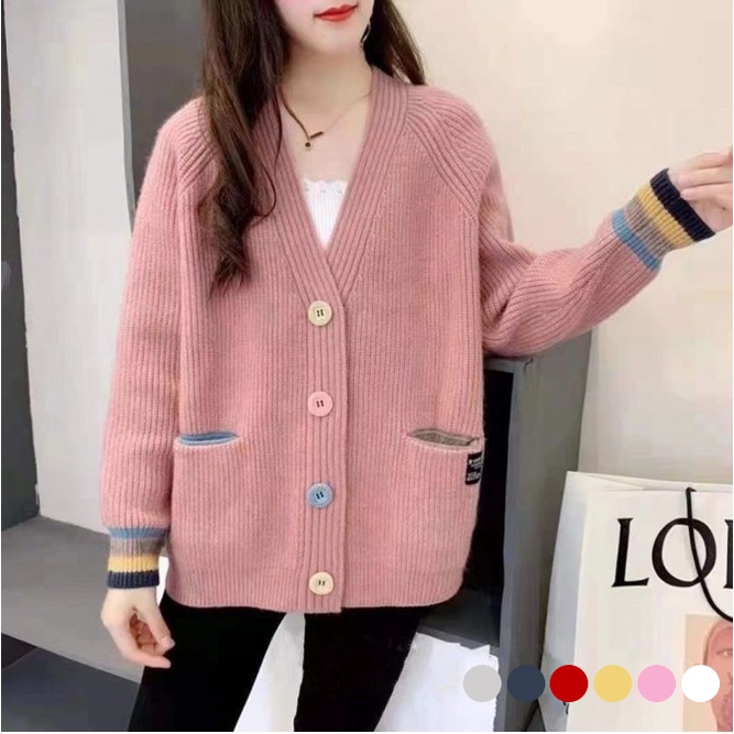 shop_sc เสื้อกันหนาวไหมพรม เสื้อคลุมคาร์ดิแกน ปักลาย VENDOR แต่งกระดุมพาสเทล เนื้อผ้าหนานุ่ม