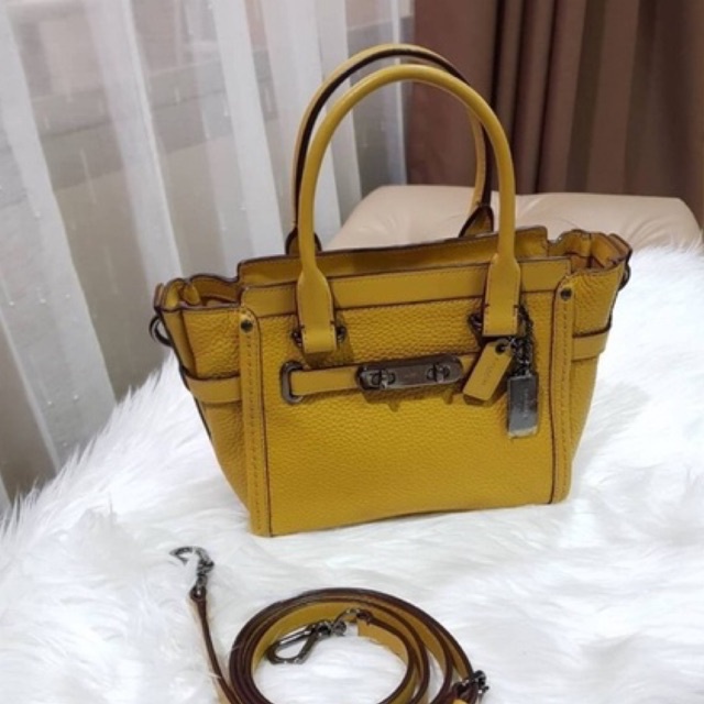 COACH SWAGGER 21 (F37444) | Shopee Thailand