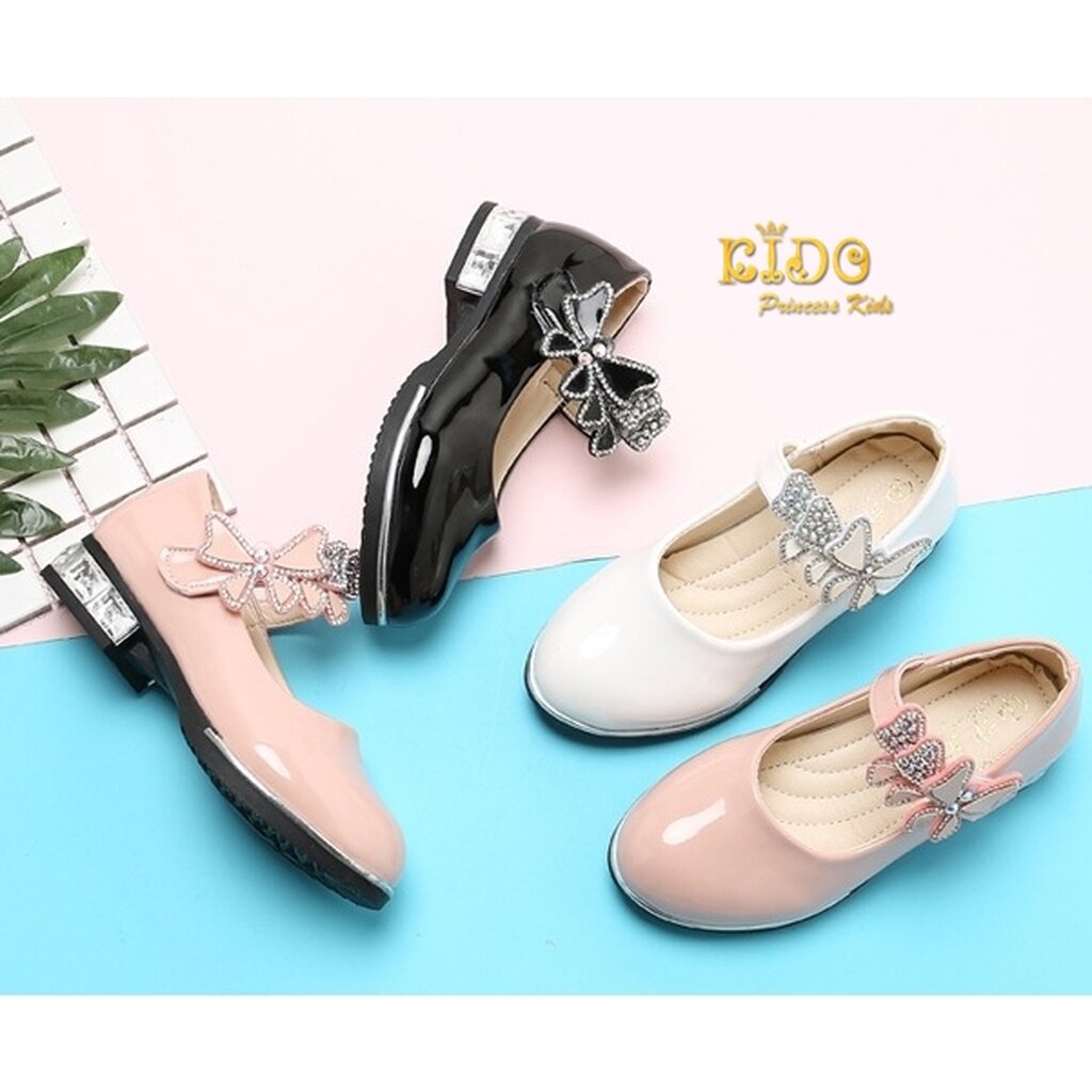 Sรองเท้าเด็กต้องเผื่อ1เซนจากเท้าน้อง(หน้าร้านอยู่รัชดา ลองได้)H084สีขาว สีโอรส ส