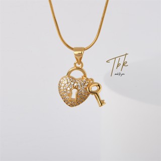 TBK สร้อยคอ แฟชั่น ทอง หัวใจ necklace โชคเกอร์ จี้ล็อค ผู้หญิง เพชร จี้สแตนเลส ไม่ลอกไม่ดํา เครื่องประดับ 18K สีทอง สําหรับผู้หญิง 581n