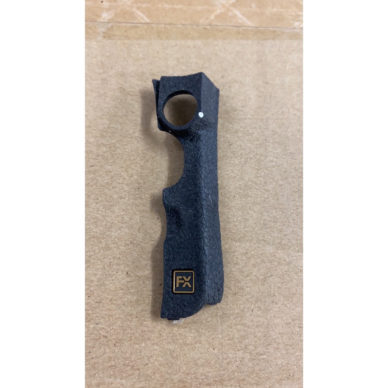 90% ใหม่สําหรับ Nikon D850 SUB/ด้านข้างยาง Grip Unit อะไหล่