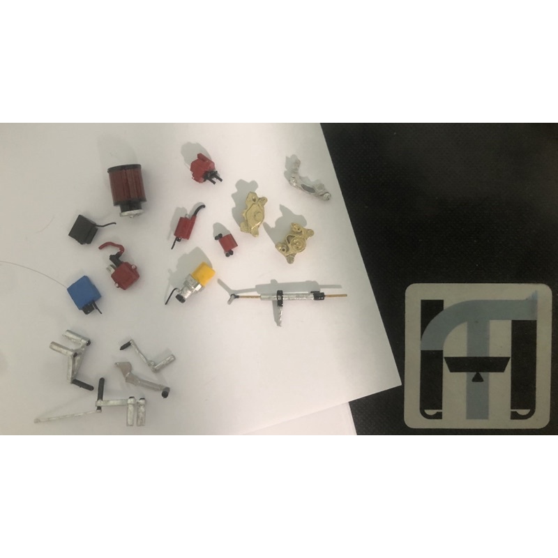 Combo Set 10 ชิ้น 1:12 Scale Motorcycle Accessories - โมเดลรถมอเตอร์ไซค์ 1:12 Scale | สเกล 1:12