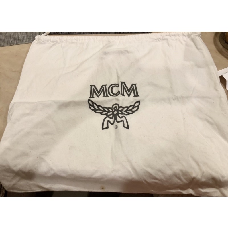 ถุงผ้า MCM แท้100% กระเป๋าผ้าหูรูดไซส์ใหญ่ 46*51 cm หูเชือกรูดใส่ทรงshoping มือสอง