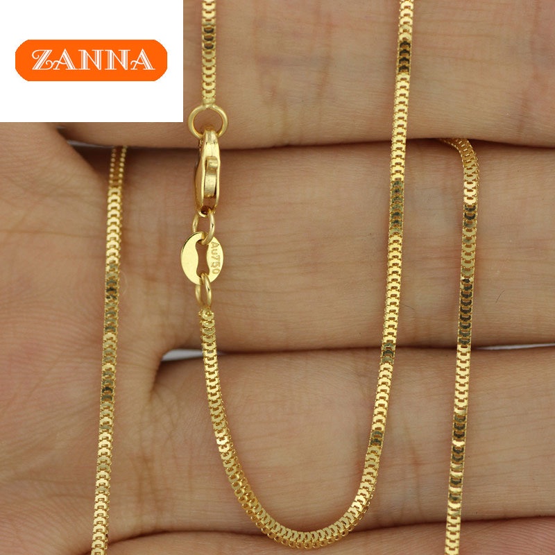 Pure Ang 18K Saudi Gold Pawnable สร้อยคอผู้หญิง Pawnable Lucky Milan Box Chain 1.3mmW 45cm 2-2.3g
