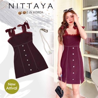 งานป้าย NITTAYA การันตีเสื้อผ้าคุณภาพ เดรสสีชมพูกับสีแดงสายเดี่ยวผูกได้ เรียบหรูดูแพง