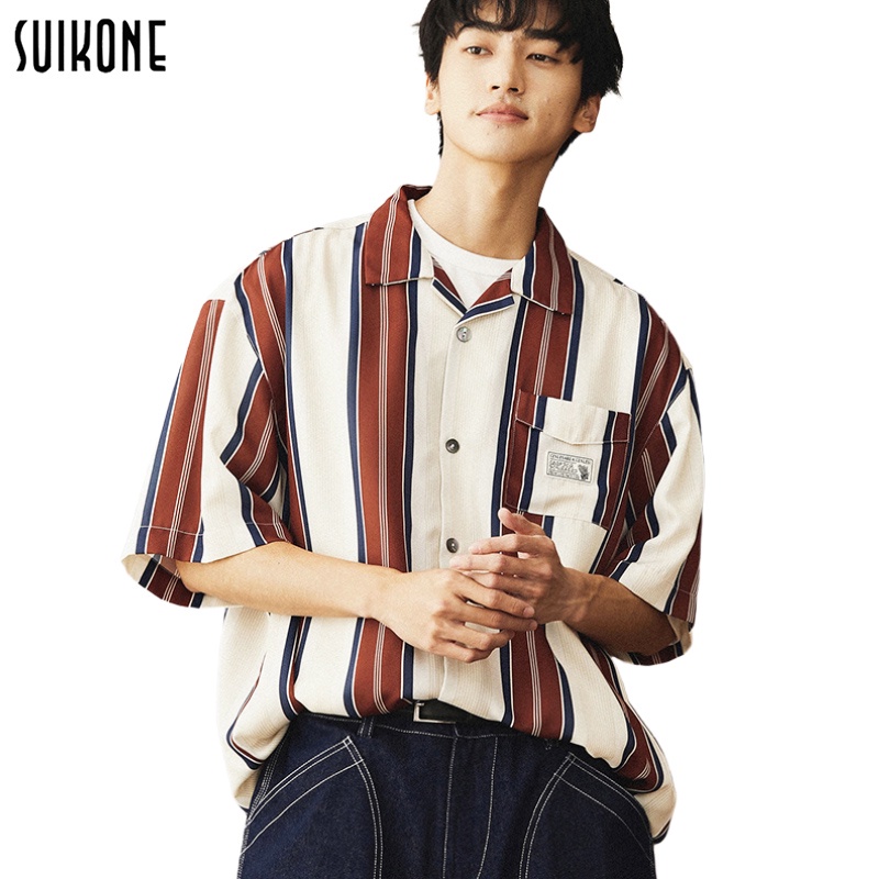 Suikone เสื้อเชิ้ตผู้ชายแฟชั่นเกาหลีลายทางแขนสั้น American Loose Casual Student เสื้อคู่รัก