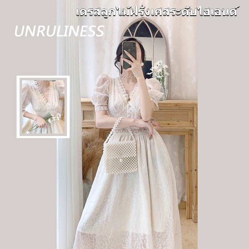 เดรสคอวีฝรั่งเศส การออกแบบสไตล์ที่อ่อนโยน เดรสลูกไม้สดตัวเล็ก ชุดขาว/ชุดฝรั่งเศส