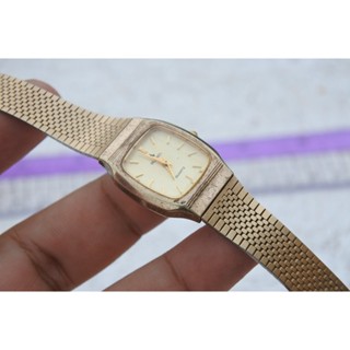 นาฬิกา Vintage มือสองญี่ปุ่น BUREN SWISS MADE ระบบ QUARTZ ผู้หญิง ทรงสี่เหลี่ยม กรอบทอง หน้าทอง หน้าปัด 23mm