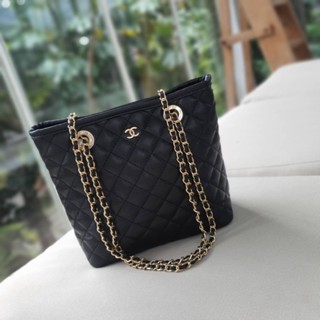 CHA//NEL VIP GIFT CROSSBODY CHAIN BAG กระเป๋าทรงสะพายไหล่/ครอสบอดี้ Code:B15D020166 แบรนด์แท้ 100% งาน Outlet