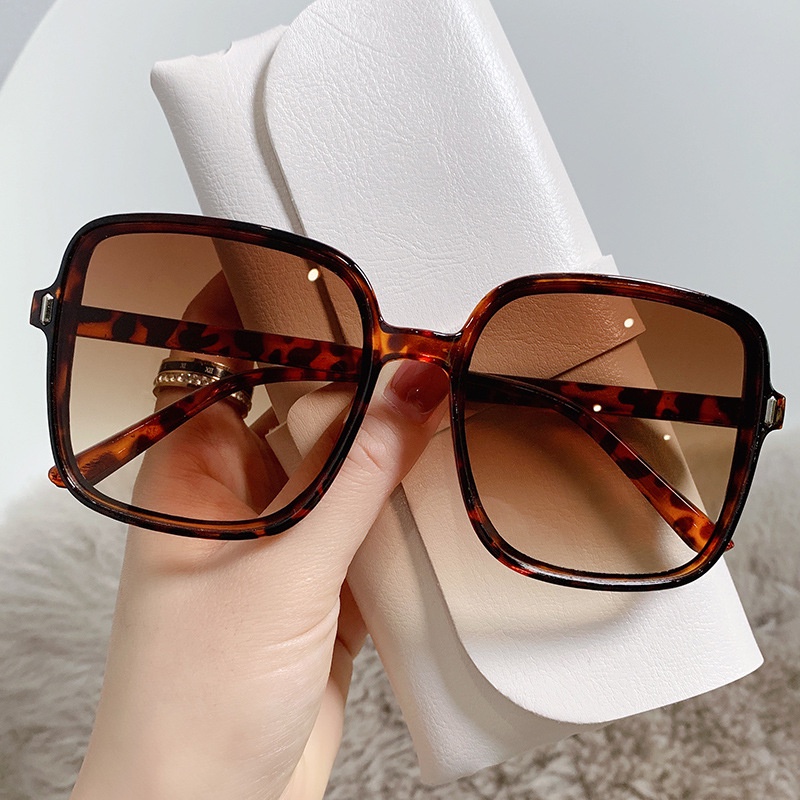 Oyki UV400 แว่นตากันแดด ผู้หญิง สีชมพู กรอบใหญ่ แว่นตากันแดด เทรนด์โปร่งใส แว่นตากันแดด ไล่โทนสี แว่นตาตกแต่ง