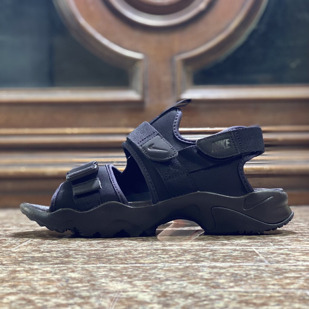 รองเท้า Nike Canyon Sandal ‘TripleBlack’ (M10/11US)