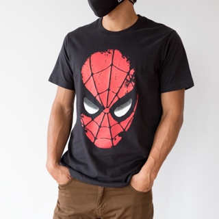 Marvel Men Spiderman T-Shirt - เสื้อยืดผู้ชายลายมาร์เวล สไปเดอร์แมน สินค้าลิขสิทธ์แท้100% characters studio_04