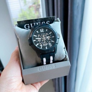 ⌚🥳นาฬิกาข้อมือชาย เท่ห์ฝุดๆค่ะ ใครข้อมือใหญ่ จัดไป
😎⌚#Guess สายซิลิโคนสีดำ โชว์กลไก