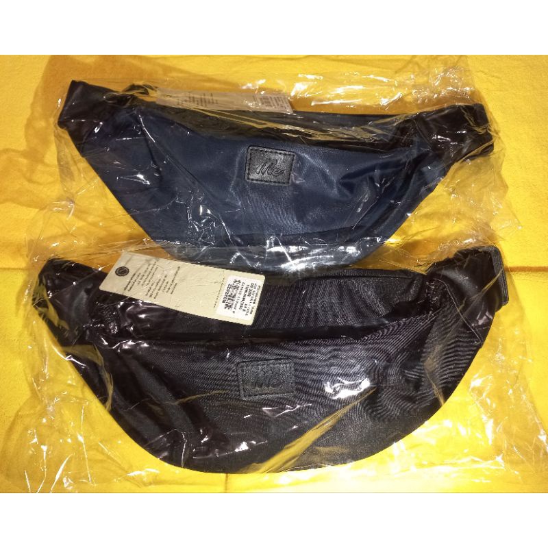 (ใส่โค้ดลดเพิ่ม) Mc Jeans กระเป๋าสะพายคาดอก/เอว มือ1ป้ายห้อย สินค้าแท้จาก Shop Mc Jeans