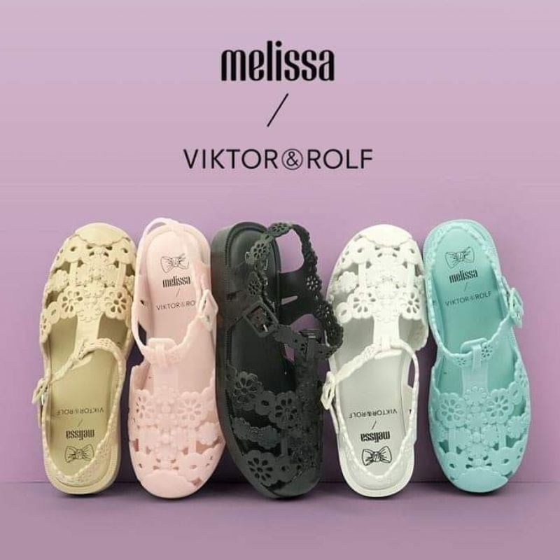 1:1 Original Melissa Possession Victor & Rofl Lace Flats รองเท้าแตะยางผู้หญิงลําลองล่าสุด