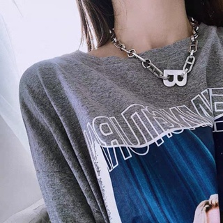 เครื่องประดับ สร้อยคอโซ่ไทเทเนียม จี้โลโก้ตัวอักษร B Choker หรูหรา สําหรับผู้ชาย และผู้หญิง