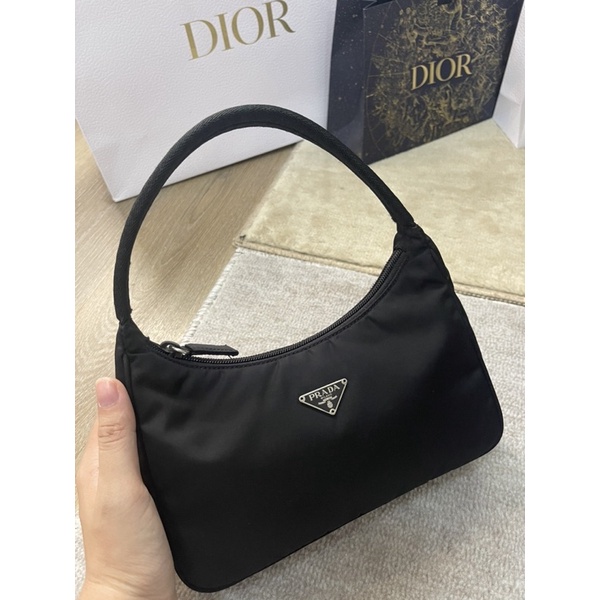 Prada Hobo Vintage Authentic 🖤