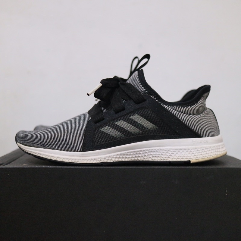 Adidas Edge Lux ดั้งเดิม