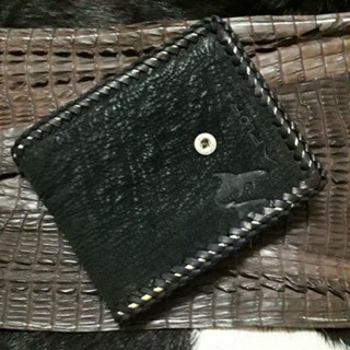 Implora crocodile/ Genuine  shark wallet กระเป๋าหนังจระเข้ shark wallet