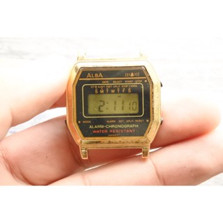 นาฬิกา Vintage มือสองญี่ปุ่น ขายเครื่องนาฬิกา ALBA Y799 4810 ระบบ QUARTZ กรอบทอง LCD Digital หน้าปัด 32mm