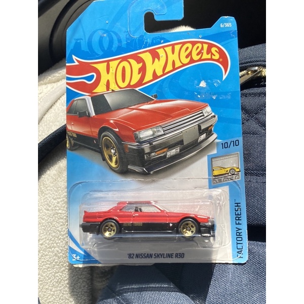 รถโมเดล hotwheels 82 Nissan skyline r30