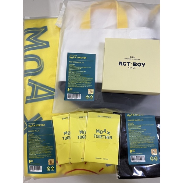 [MERCH] TXT MOA X Together / NCT: Boy Seoul Merch Md / ผ้าห่ม / Photocard / กระเป๋า / Binder Book