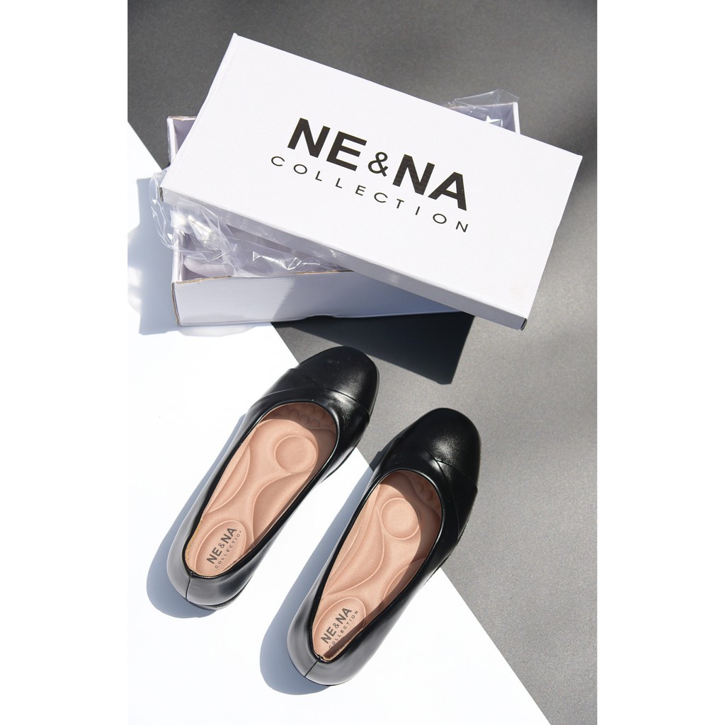 รองเท้าเเฟชั่นผู้หญิงเเบบคัชชูทำงาน Slip on ส้นเตี้ย No. S011 NE&amp;NA Collection Shoes