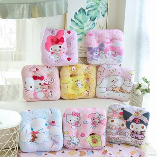 SANRIO เบาะรองนั่ง แบบนิ่ม ลายการ์ตูนคิตตี้น่ารัก กันลื่น สําหรับตกแต่งบ้าน สํานักงาน รถยนต์