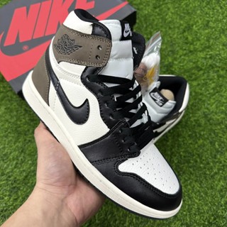 Air Jordan 1 Retro High Mocha (ลิขสิทธิ์แท้)