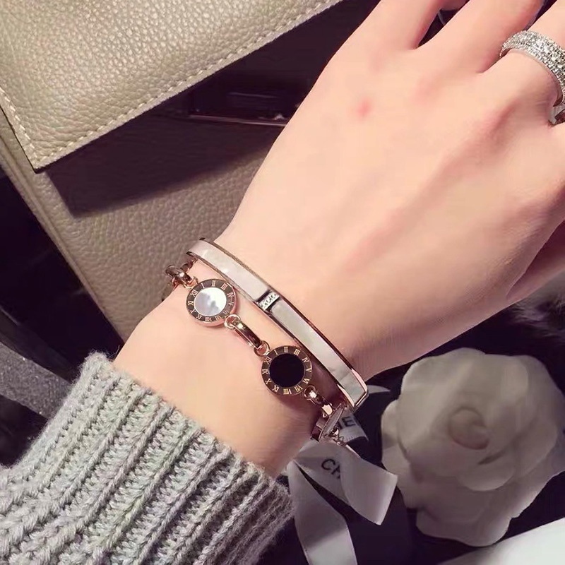 สร้อยข้อมือ ไทเทเนียมเหล็ก ประดับเพชร สไตล์เกาหลี | สร้อยข้อมือ สเตนเลส 18K สีโรสโกลด์ หรูหรา ไม่จางหาย สวยหรู ของขวัญวันเกิด