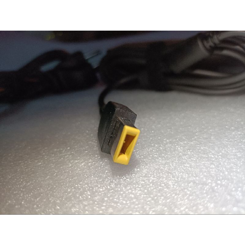อะแด๊ปเตอร์ adapterโน๊ตบุ๊คLenovo  พร้อมสายAC  หัวสี่เหลี่ยม 20V 4.5แอมป์ - รูปที่ 4