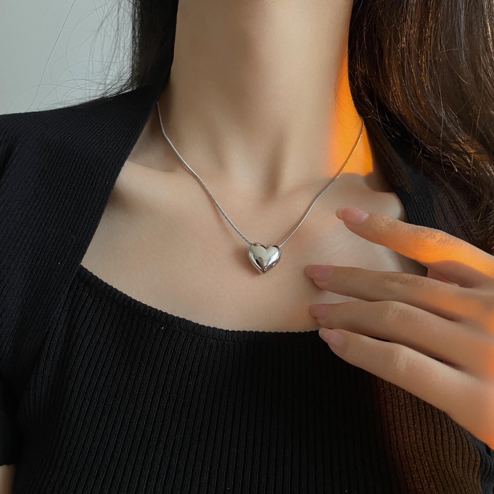 สร้อยคอจี้รักเงินมินิมอลสําหรับผู้หญิง – เครื่องประดับสแตนเลสแบบเรียบง่ายสําหรับสวมใส่ทุกวัน