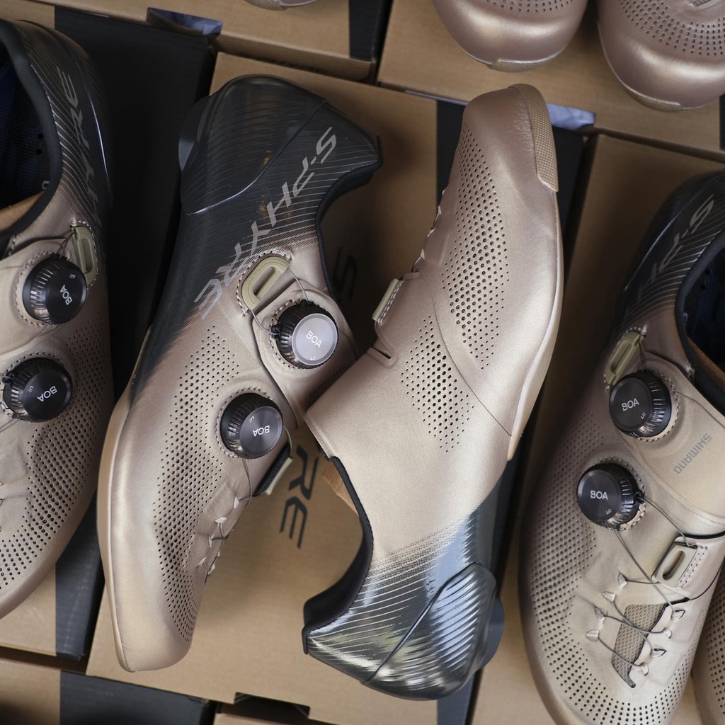 (มีจำนวนจำกัด ลิมิตเต็ท)​ รองเท้า SHIMANO RC903s Limited Edition Colors