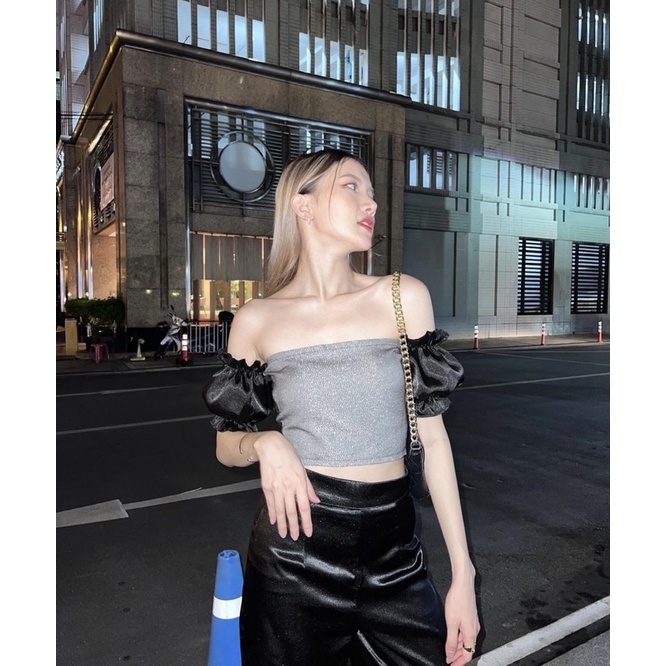 Covermilks เสื้อผ้าทวิตแขนซาติน ผ้าเล่นไฟแบบสุดๆ