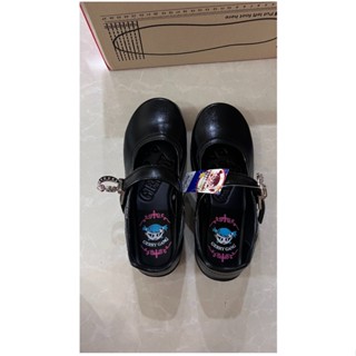 GERRY GANG รองเท้านักเรียนหนังดำ เข็มขัดล็อครูปเพชร หมุนได้แบบเปลี่ยนสี Gerry Gang รุ่นG-6307 G-6407- เป็นรุ่นใหม่ล่าสุด