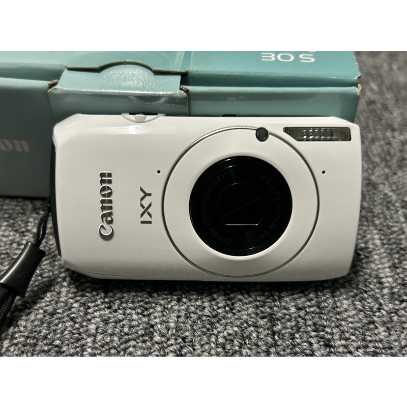 กล้องดิจิตอล Canon IXY30S  10.0 Megapixel