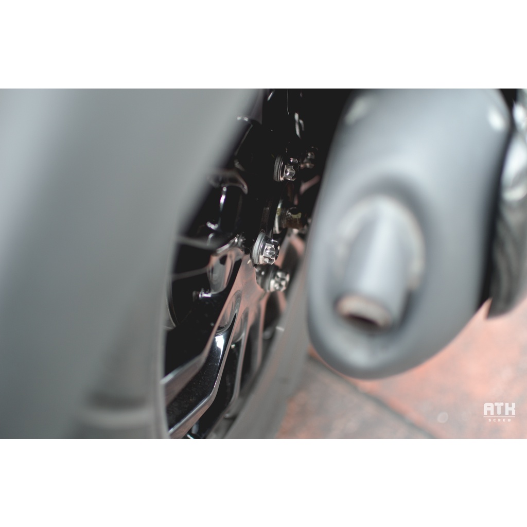 น็อตหัวเฟือง-ล้อหลัง-(ล้อหลังเดิมเท่านั้น)-(ราคาต่อ1ชุดมี5ตัว)-เวสป้า(Vespa)-สีเลส