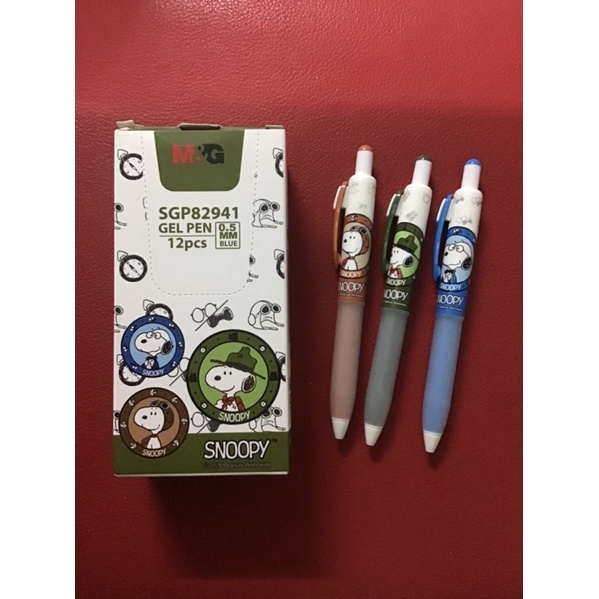 M&G SGP82941 ยกกล่อง 12 ด้าม ปากกาเจลกด หมึกน้ำเงิน ลาย snoopy