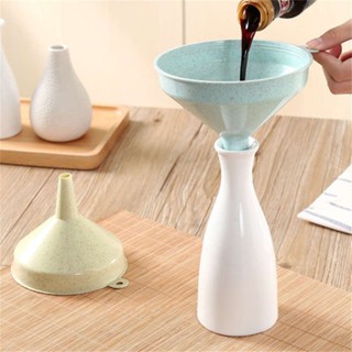 【AG】Practical Plastic Funnel Pour Transferring Liquid Oil Household Kitchen Tool