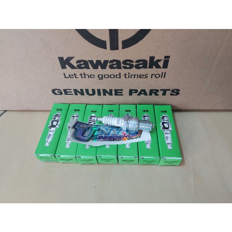 NGK B9ES PLUG SPARK PLUG ORIGINAL KAWASAKI