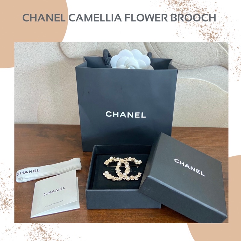 เข็มกลัด Chanel Camellia Flower Brooch (Pre-owned)