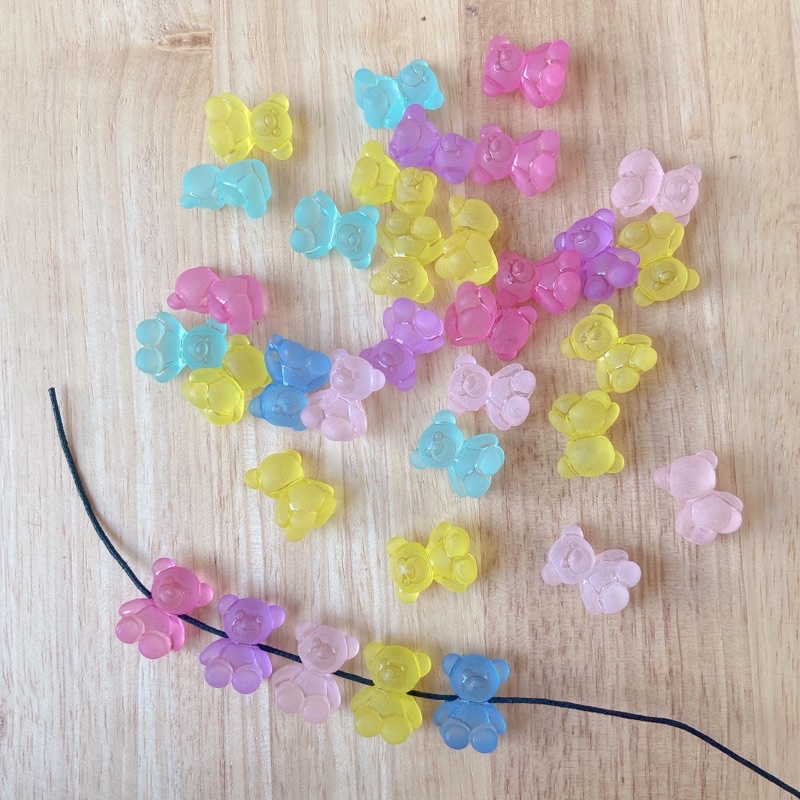 หมีนั่ง รูข้างและรูบนล่าง A079 ลูกปัดรูปหมี หมีdiy